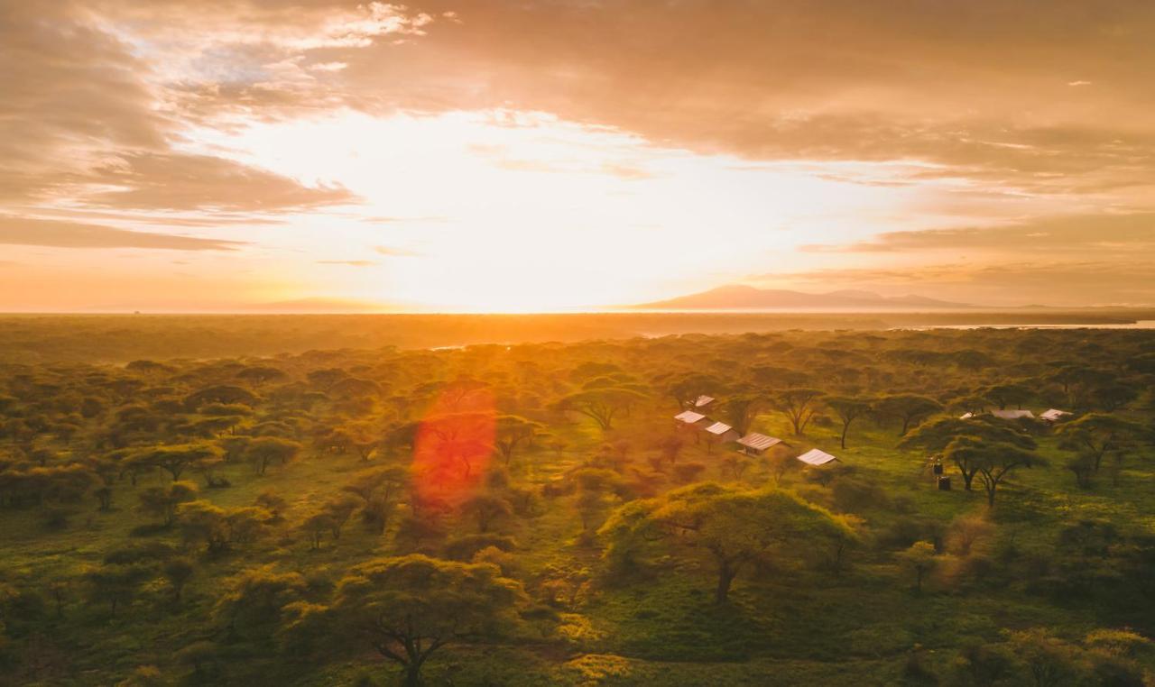 Gnu Mara River Camp Serengeti Luaran gambar